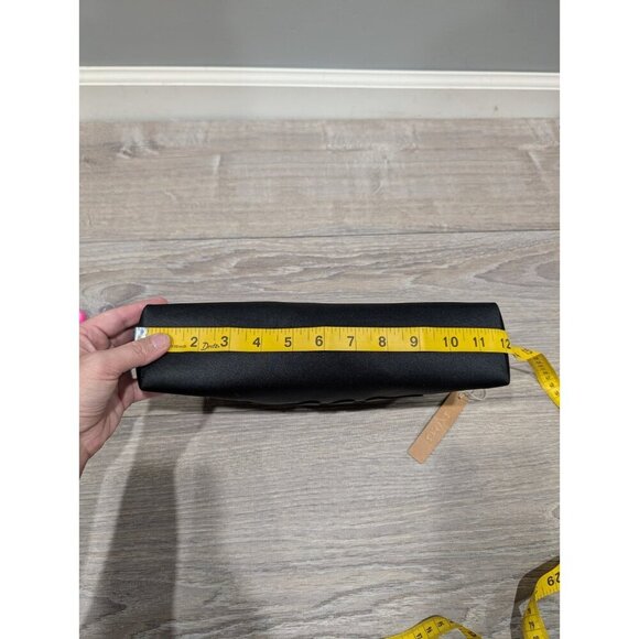 Kim Kardashian SKIMS WNBA Make Up Neoprene Black Bag Pouch Clutch Brand New - Picture 9 of 16